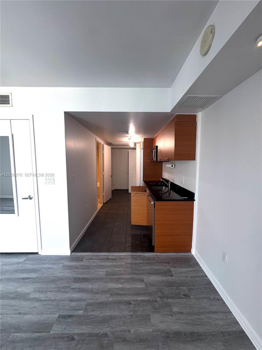 50 Biscayne Blvd 3303