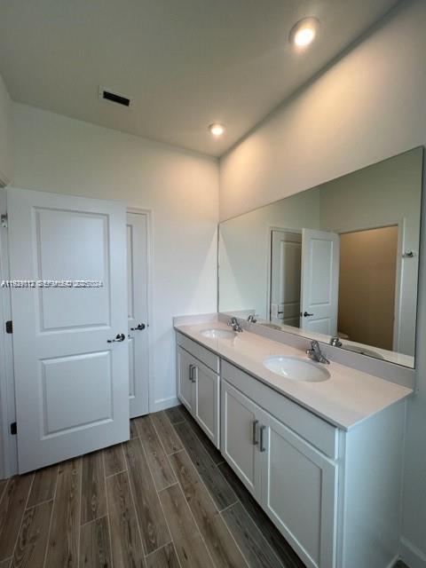 CADENCE PHASE B1 - Residential Lease