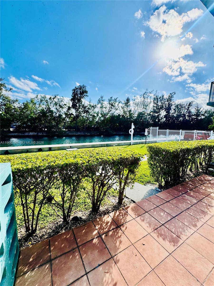 EASTERN SHORES PALO ALTO - Residential