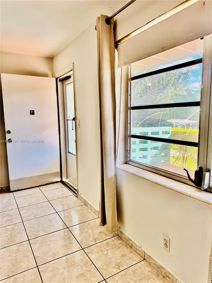 EASTERN SHORES PALO ALTO - Residential