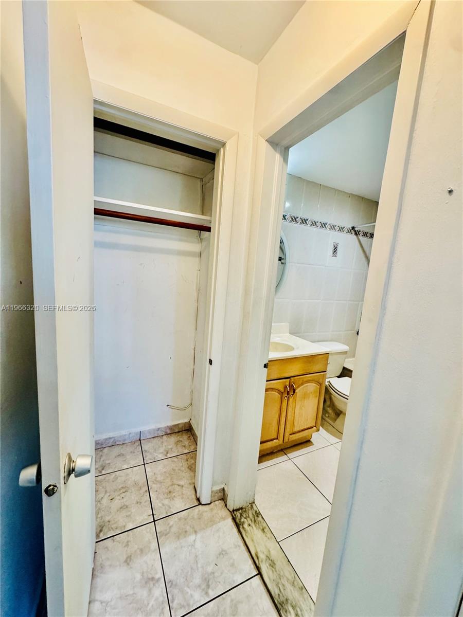 EASTERN SHORES PALO ALTO - Residential