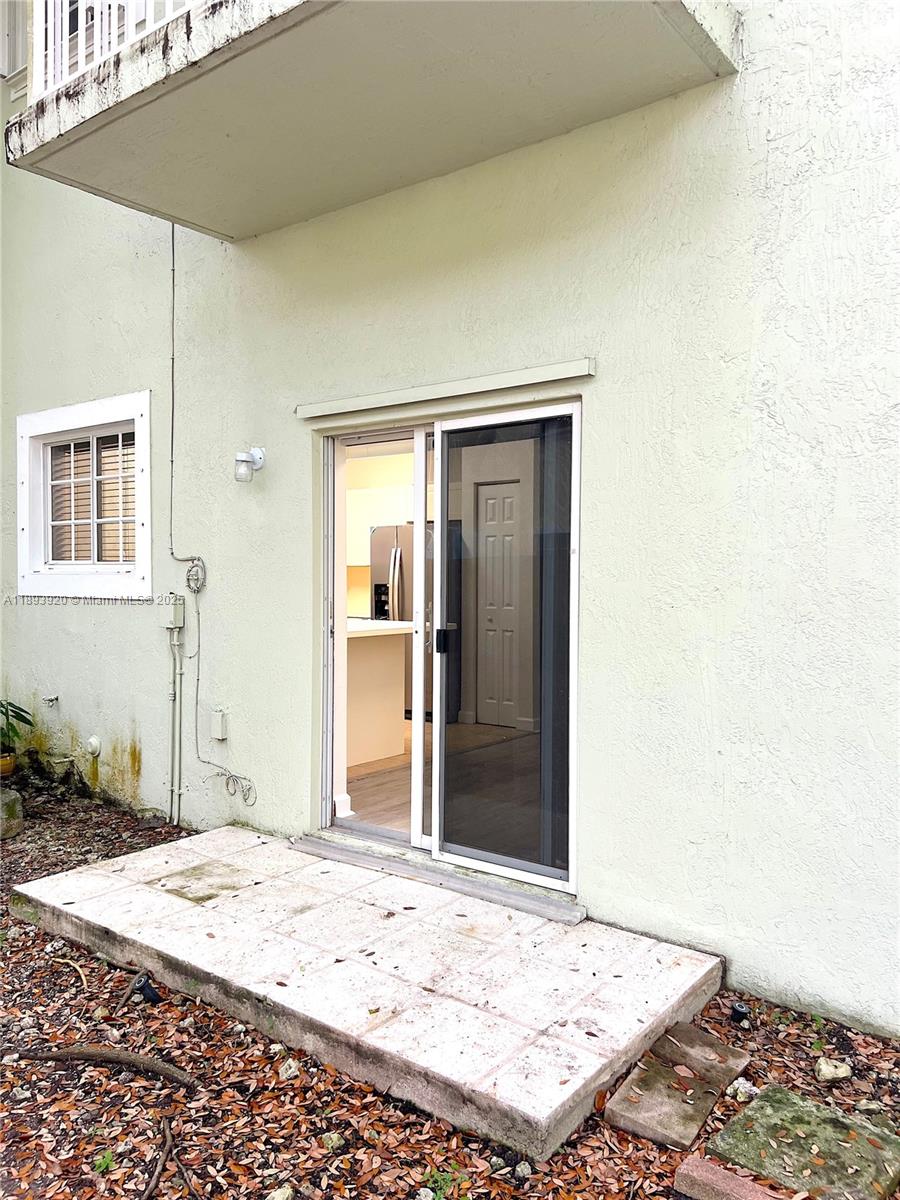 CARIBBEAN ISLES VILLAS CO - Residential Lease