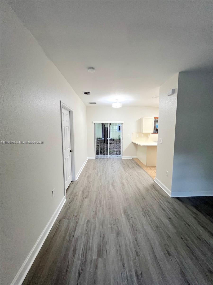 CARIBBEAN ISLES VILLAS CO - Residential Lease