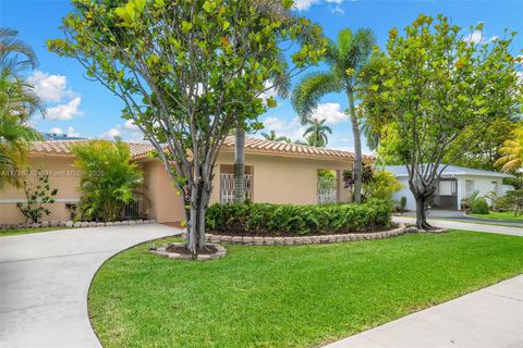 1106 NE 3rd St Hallandale Beach FL 33009