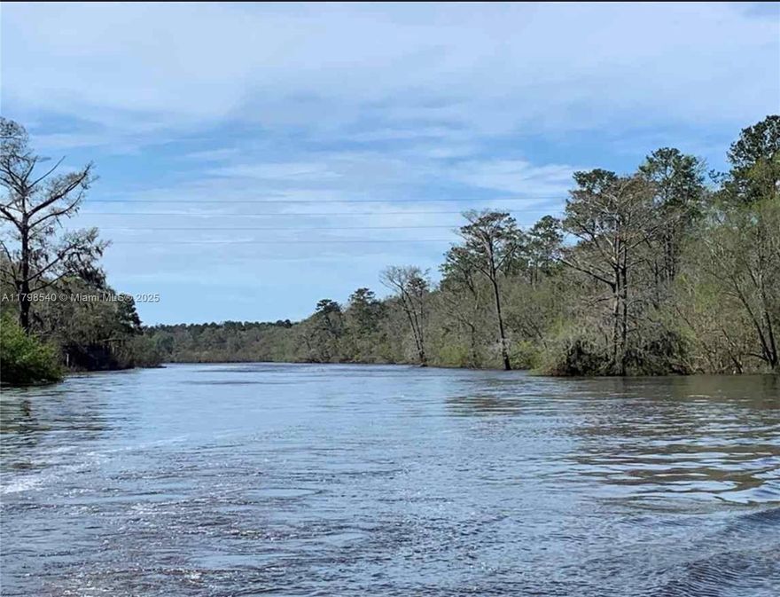 Rarely available RV Park with multiple producing income opportunities. Property is situated on 3.5 acres with 347 feet of water frontage on the Ochlocknee River and boat access for fishing.