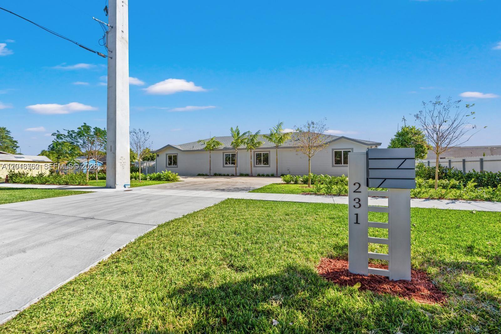 TOWN OF FLORIDA CITY - Residential Lease