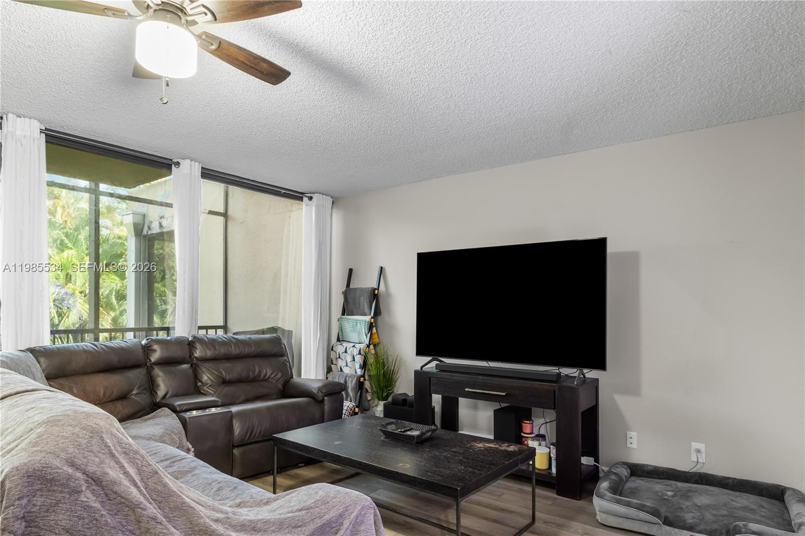 HARVEST SECTION FOUR COND - Residential