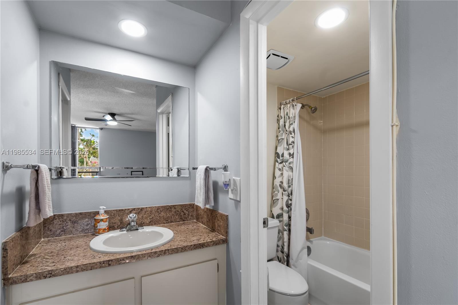 HARVEST SECTION FOUR COND - Residential