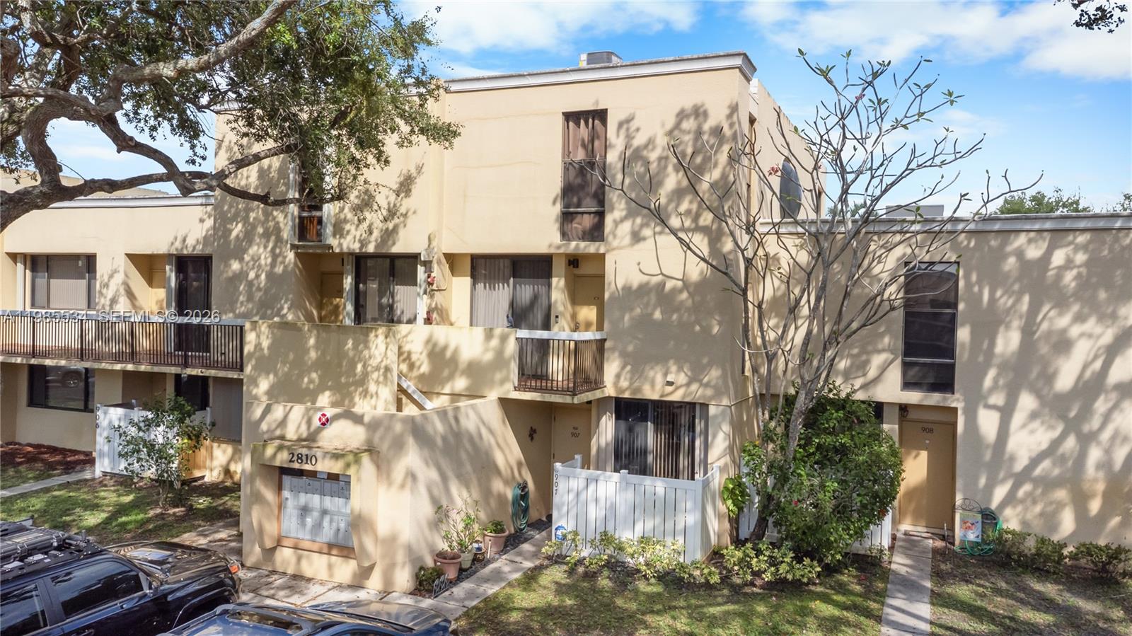 HARVEST SECTION FOUR COND - Residential