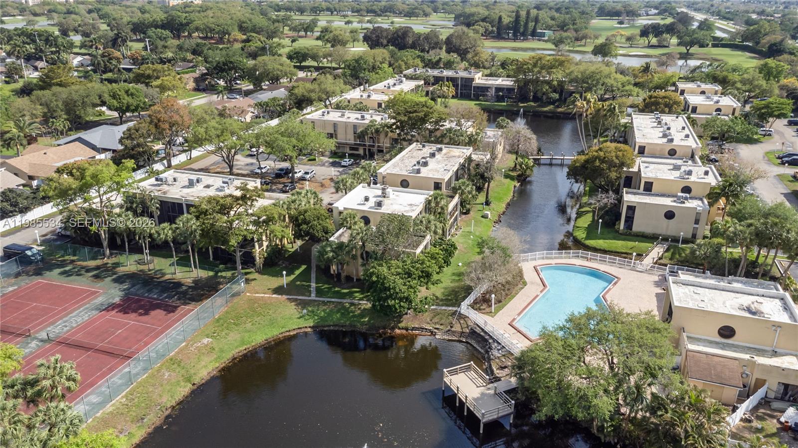 HARVEST SECTION FOUR COND - Residential