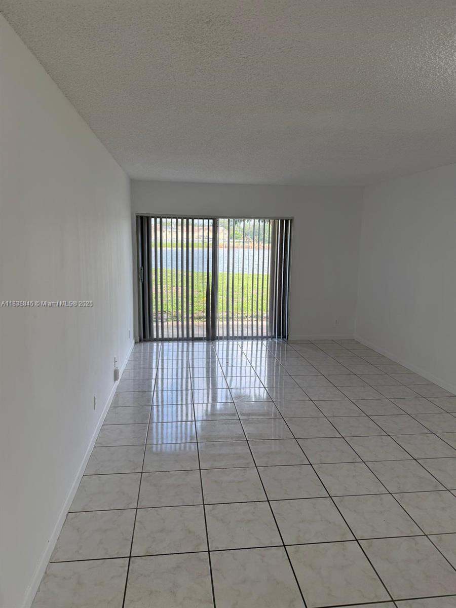 8560 N Sherman Cir 105