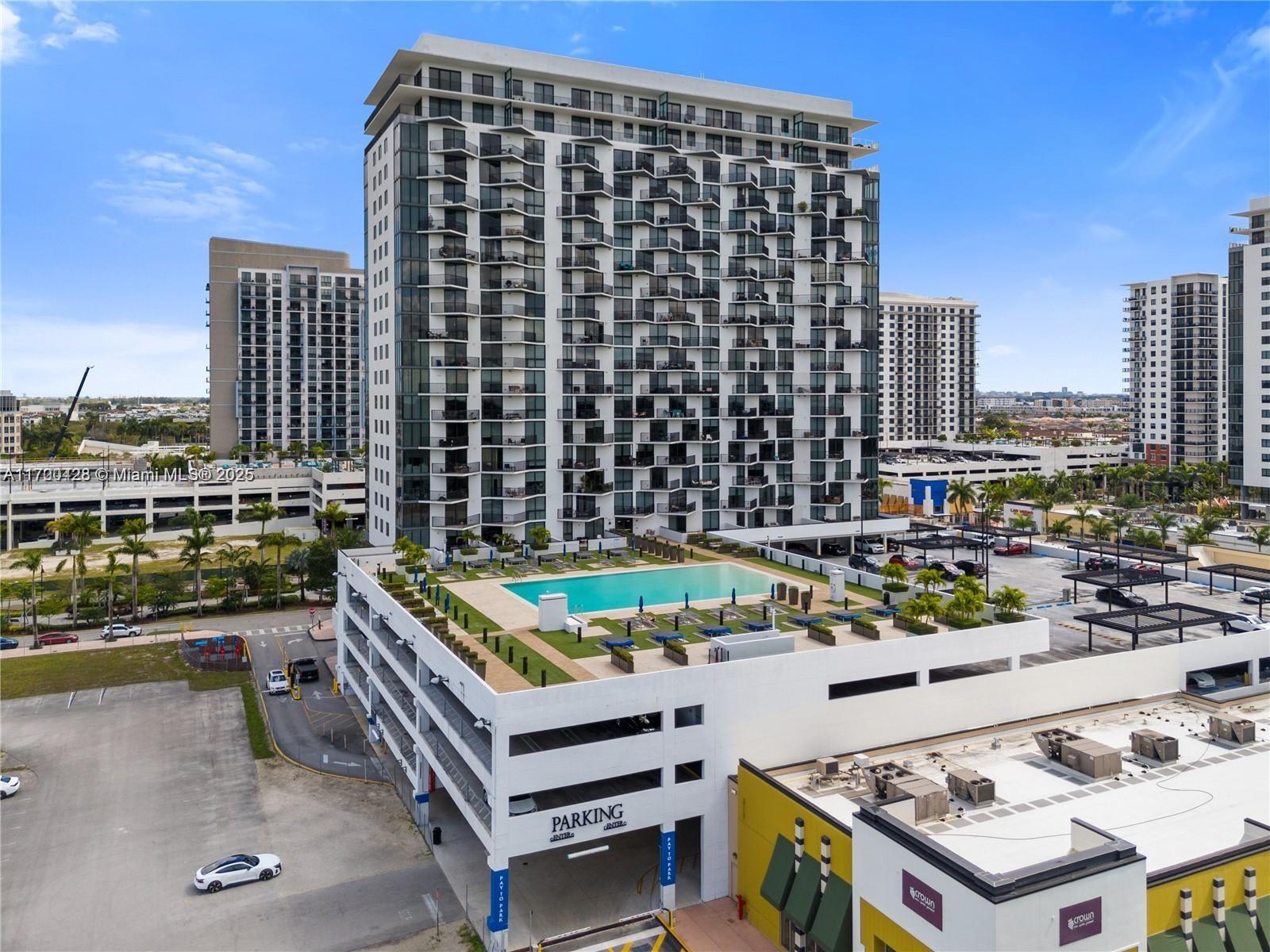 Property for Sale at 5300 Nw 85th Ave 1107, Doral, Miami-Dade County, Florida - Bedrooms: 1 
Bathrooms: 1  - $425,000