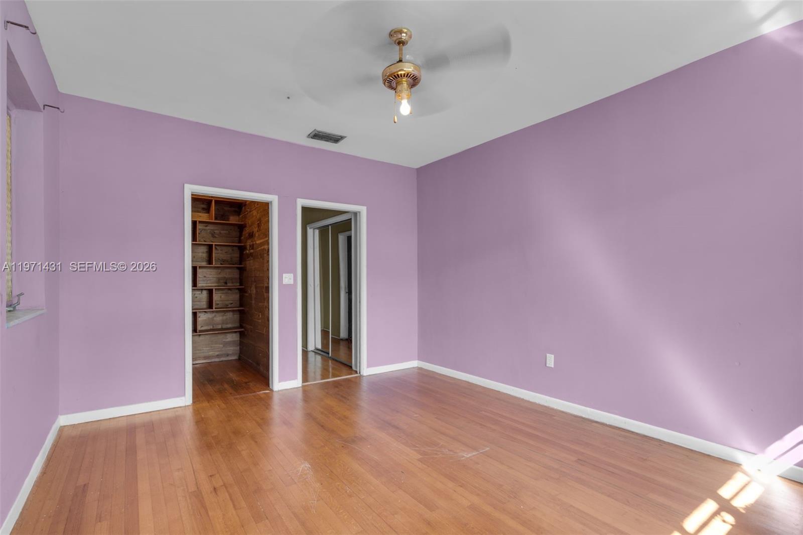 SURPRISE LAKE - Residential