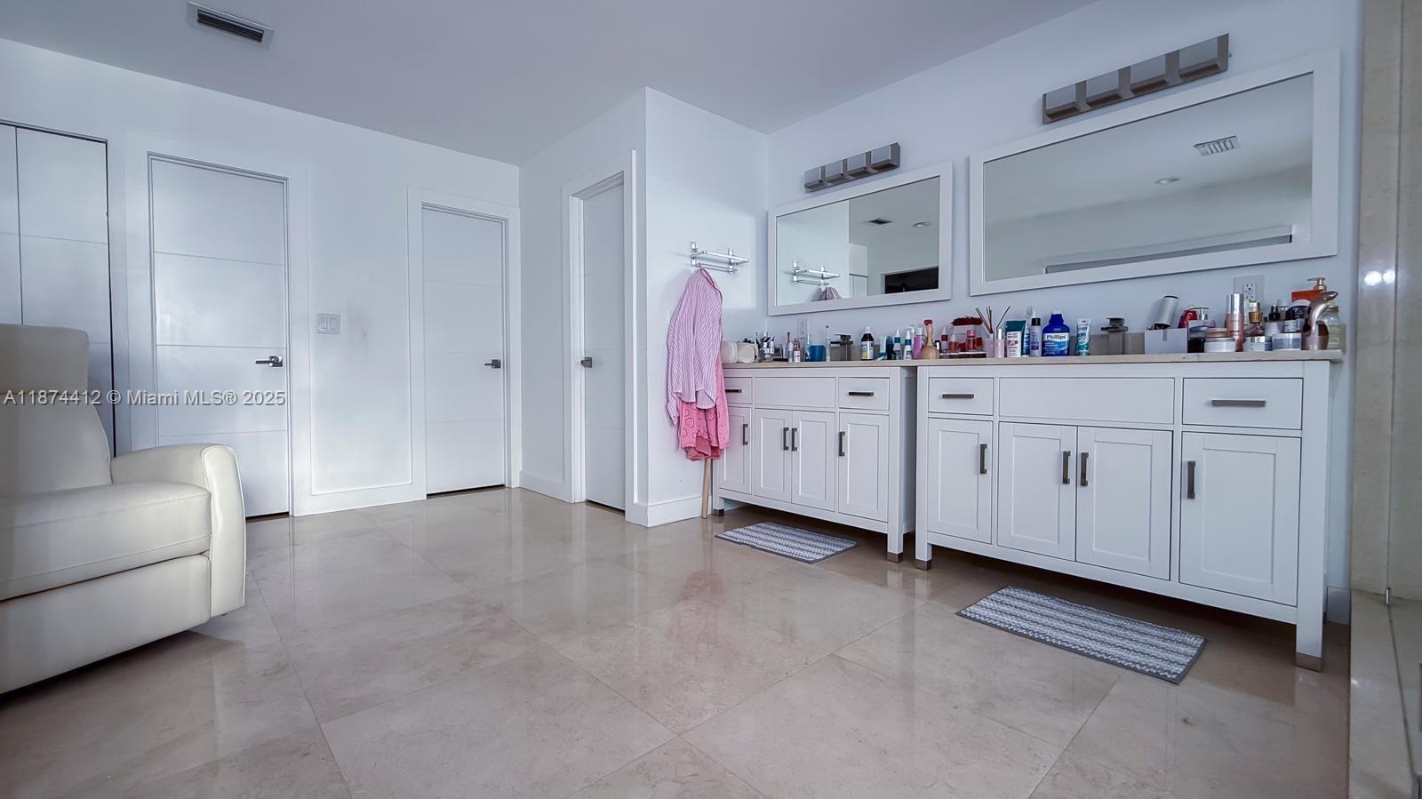 SWEETWATER ESTS SUB - Residential