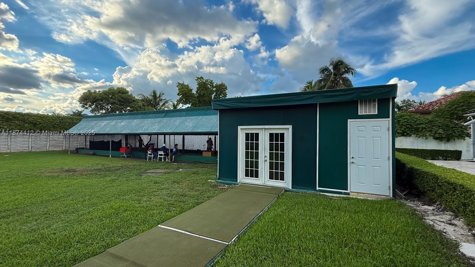 SWEETWATER ESTS SUB - Residential