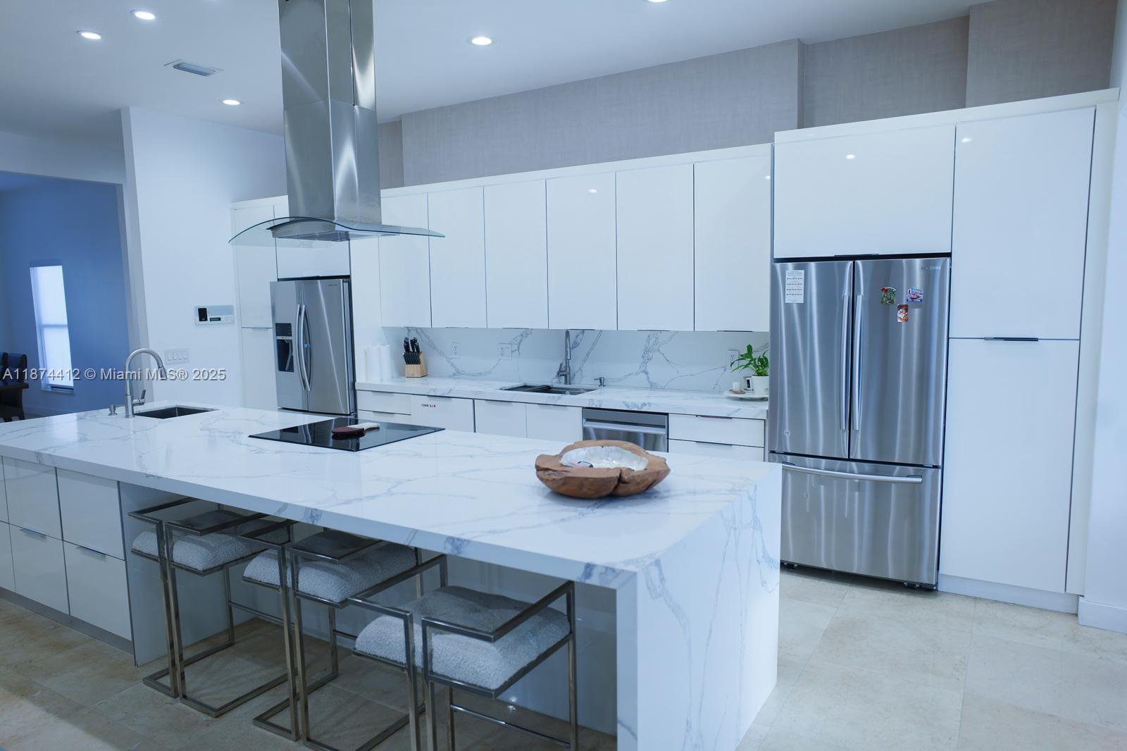 SWEETWATER ESTS SUB - Residential