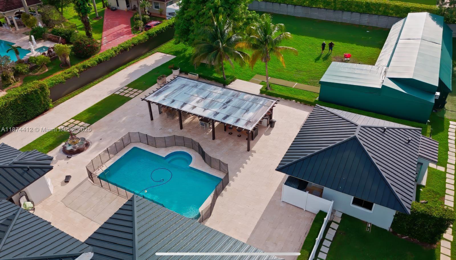 SWEETWATER ESTS SUB - Residential