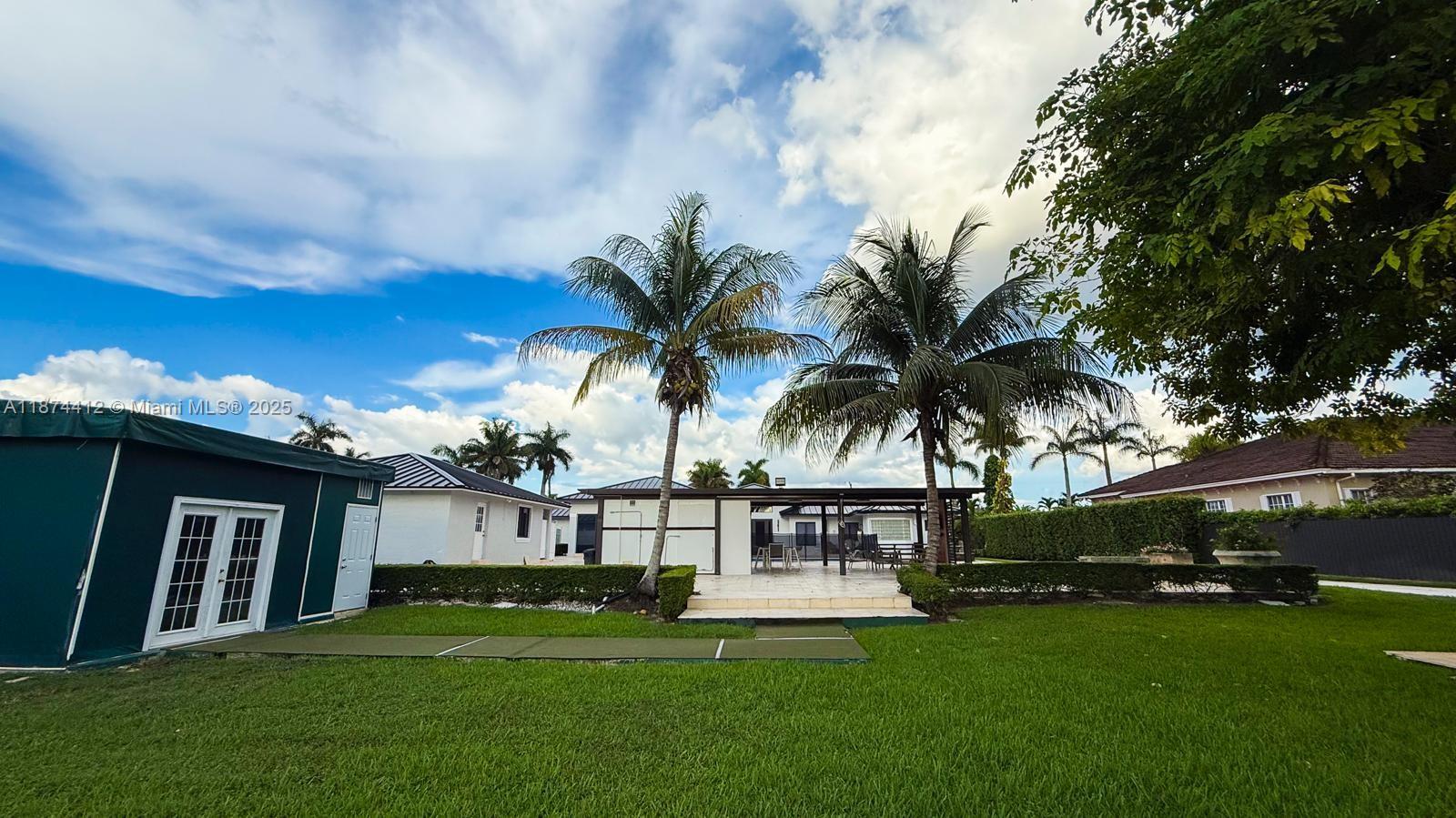 SWEETWATER ESTS SUB - Residential