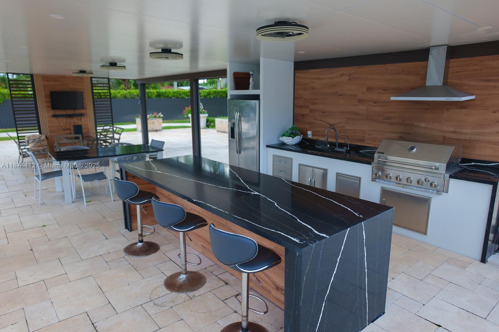 SWEETWATER ESTS SUB - Residential