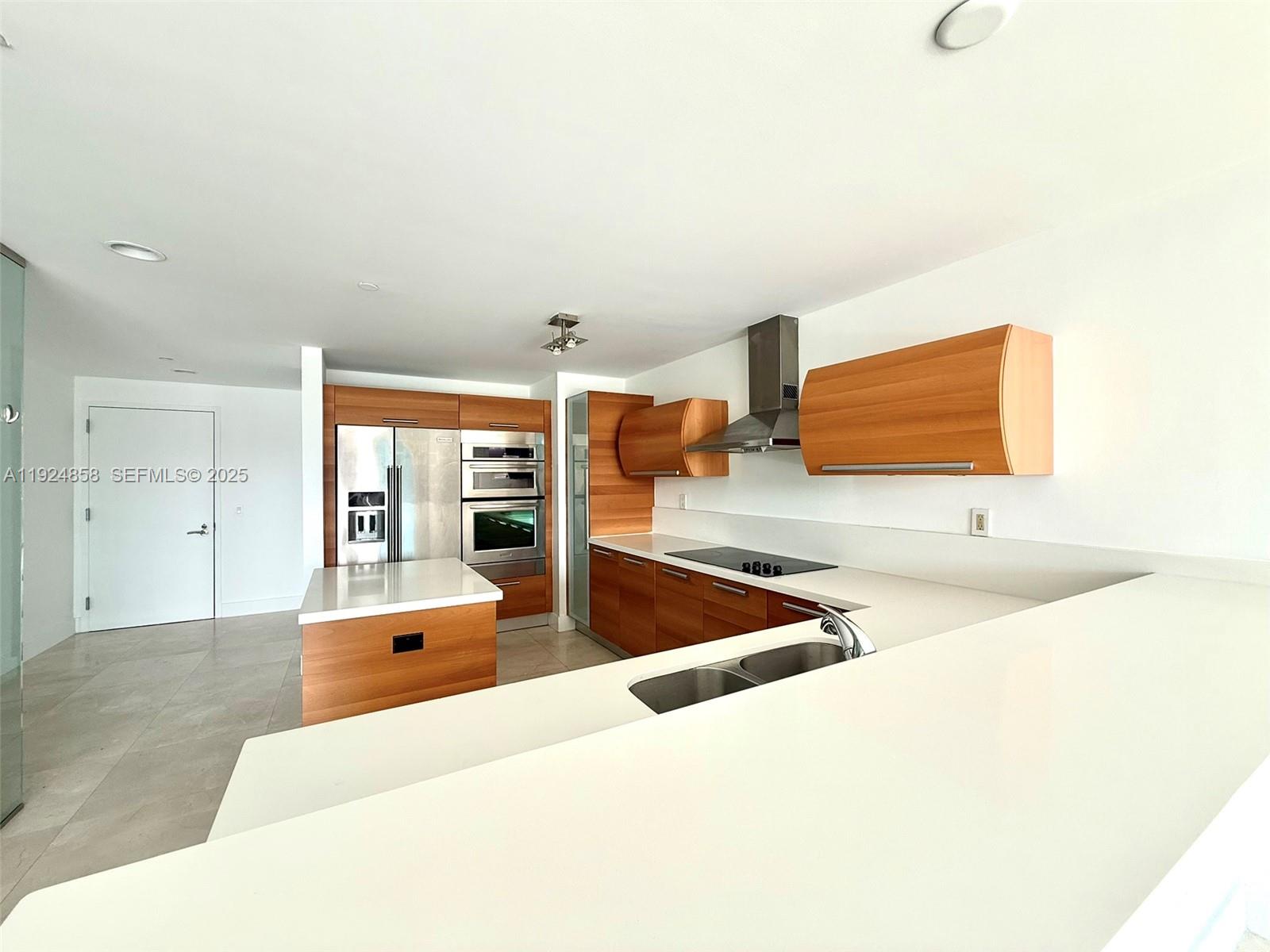 ARTECH RESIDENCES AT AVEN - Residential Lease