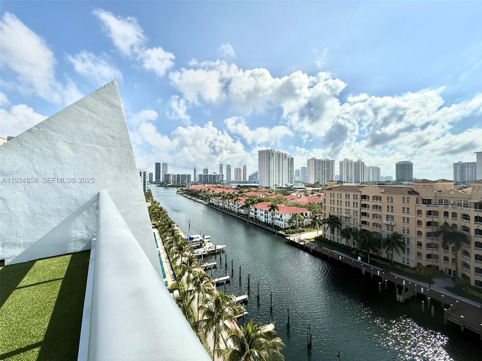 ARTECH RESIDENCES AT AVEN - Residential Lease