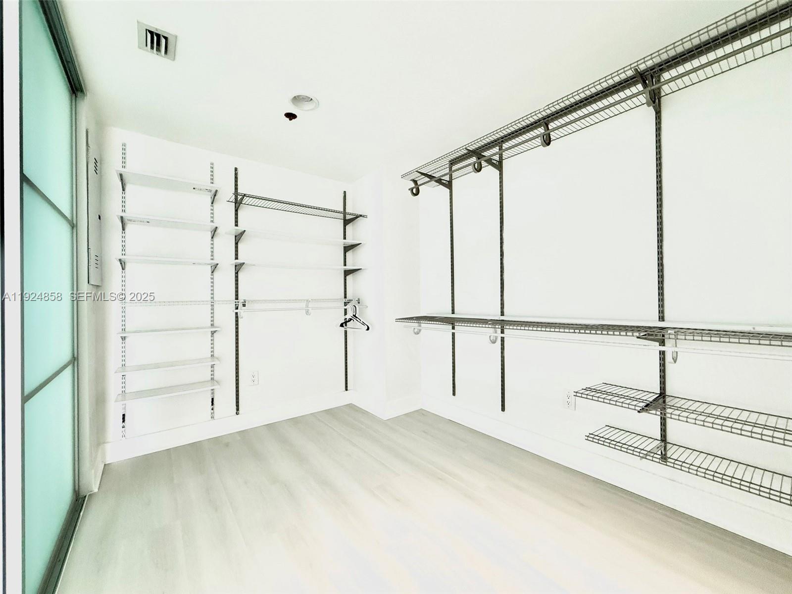 ARTECH RESIDENCES AT AVEN - Residential Lease