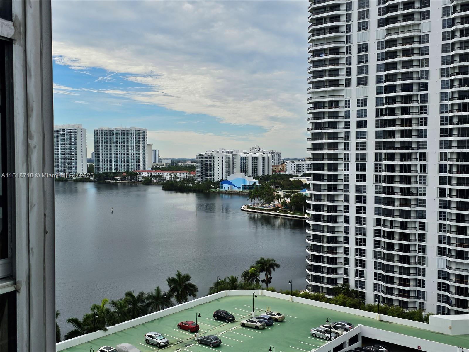 MYSTIC POINTE CONDO NO ON - Residential Lease