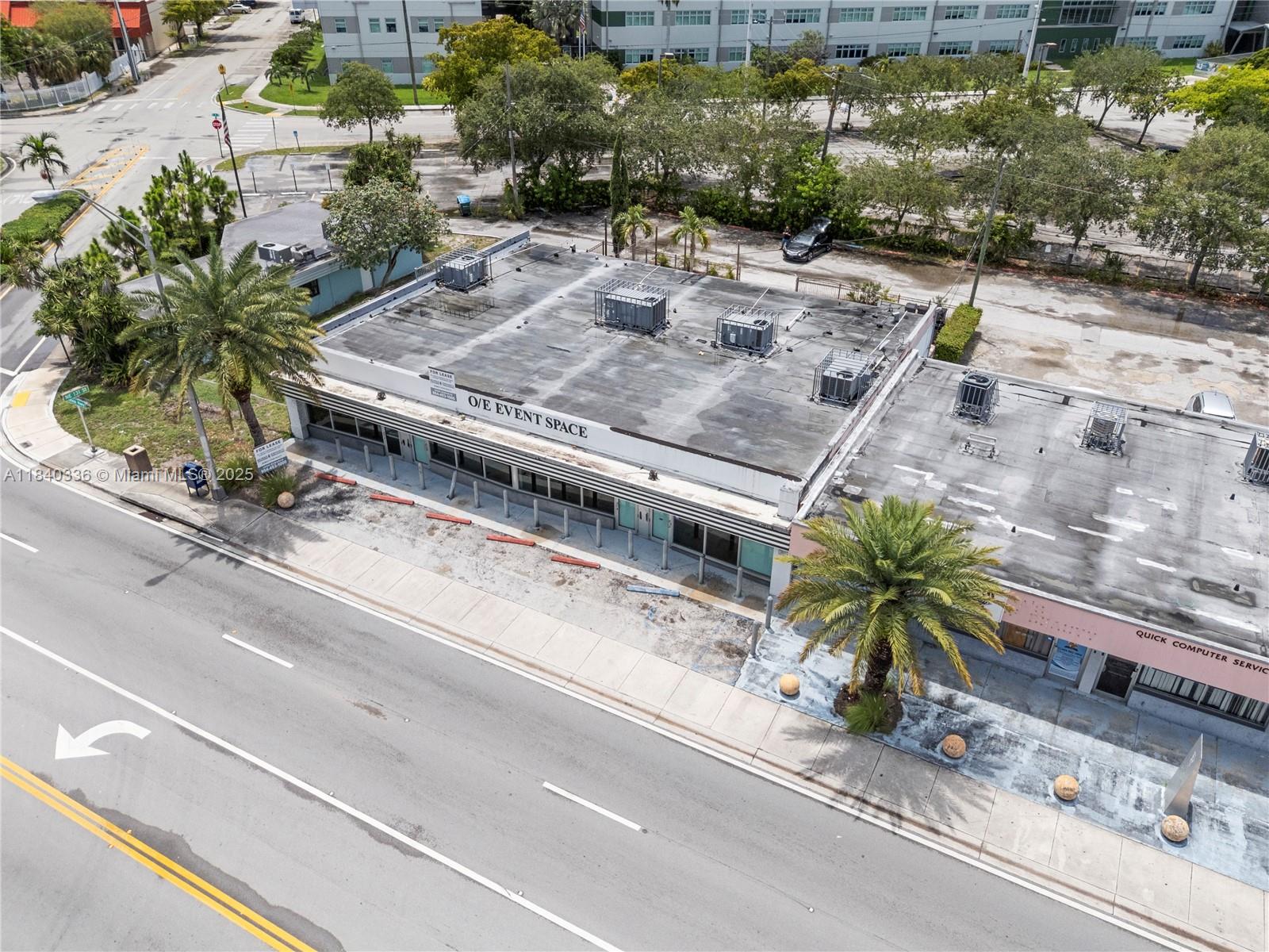 13124 W Dixie Hwy