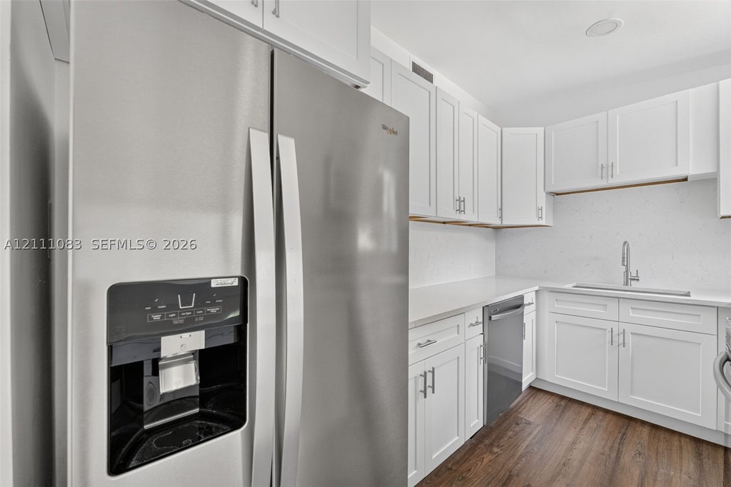 Photo of 1616 SW 9th St, Fort Lauderdale, FL 33312 (MLS # A12111083)