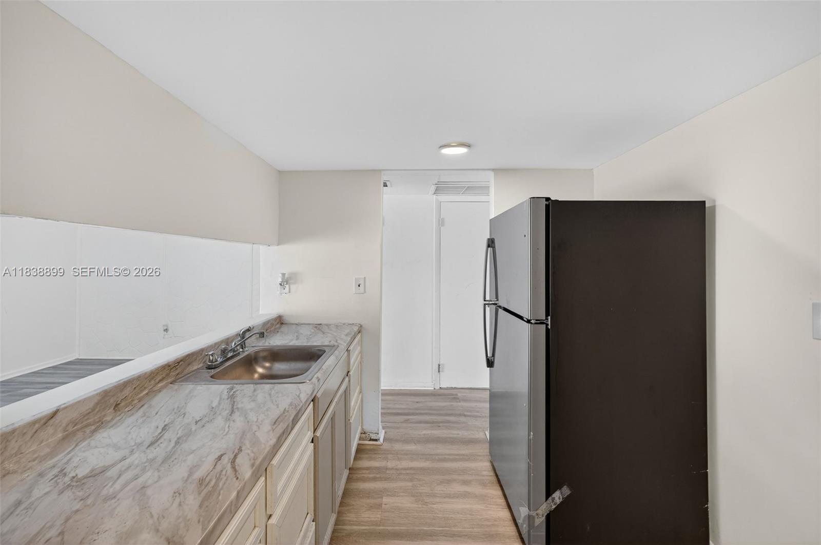 LESLIE ESTATES SEC SEVEN - Residential