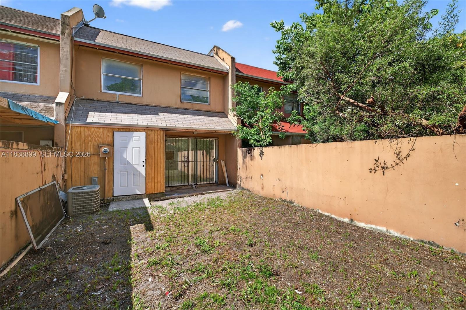 LESLIE ESTATES SEC SEVEN - Residential