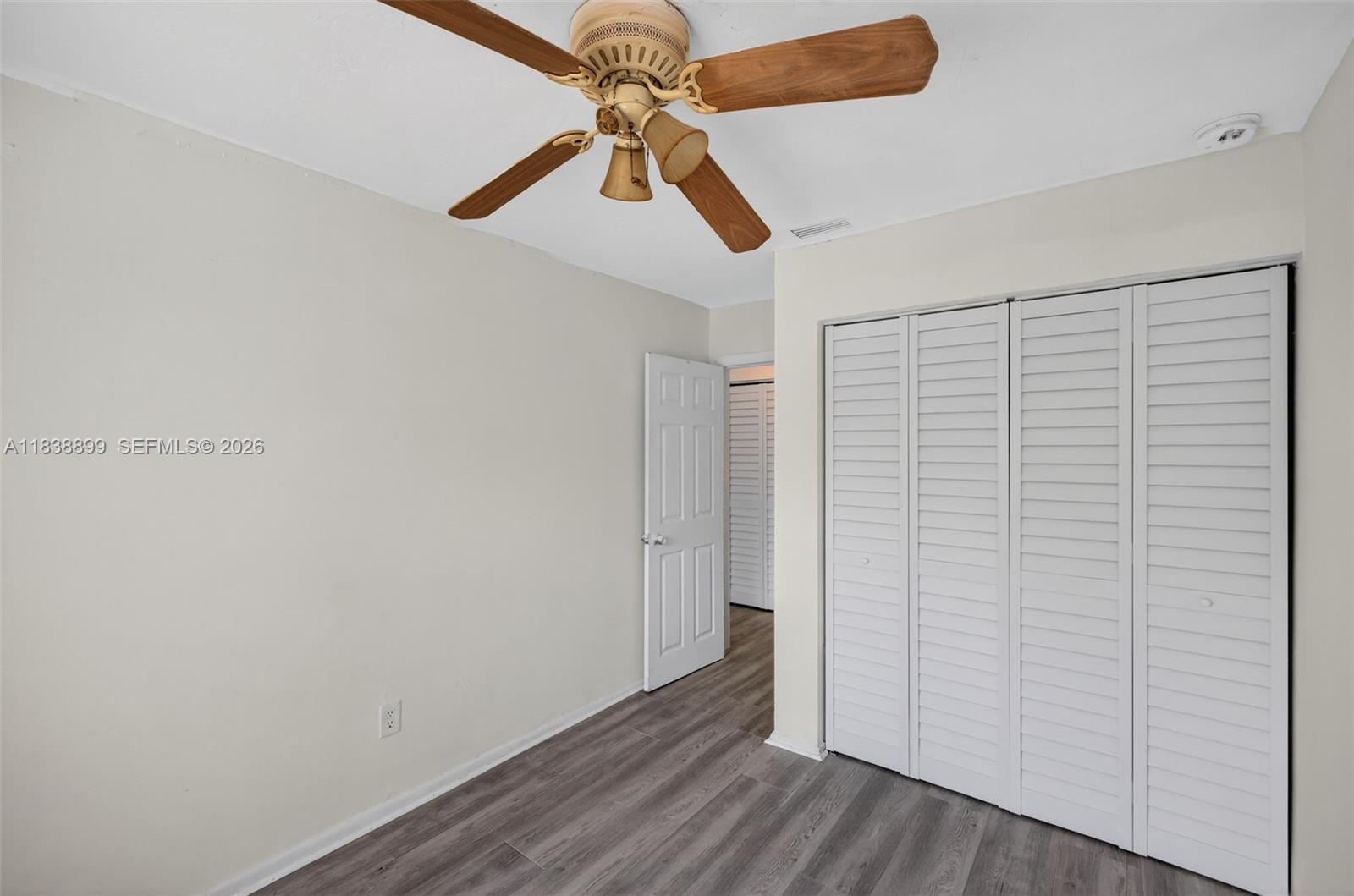 LESLIE ESTATES SEC SEVEN - Residential