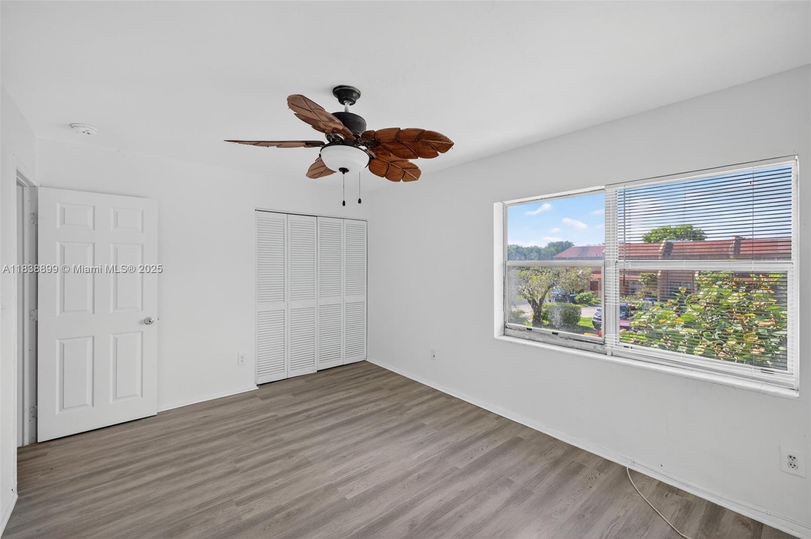 LESLIE ESTATES SEC SEVEN - Residential