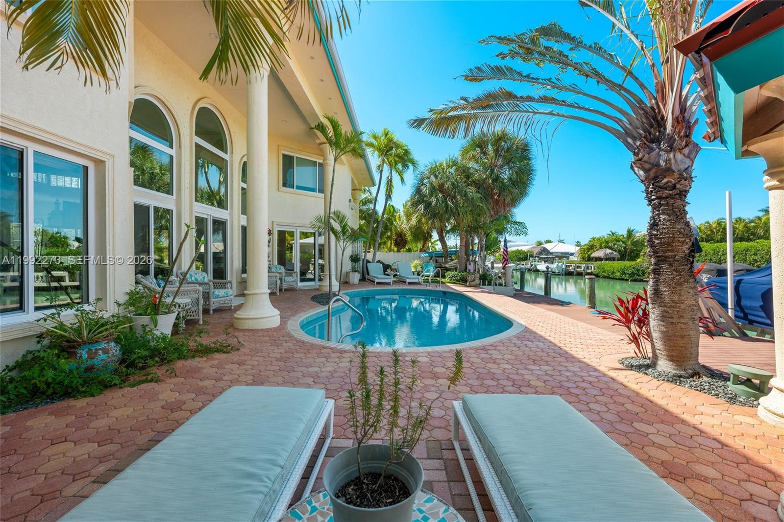 COURY SUBD - Residential