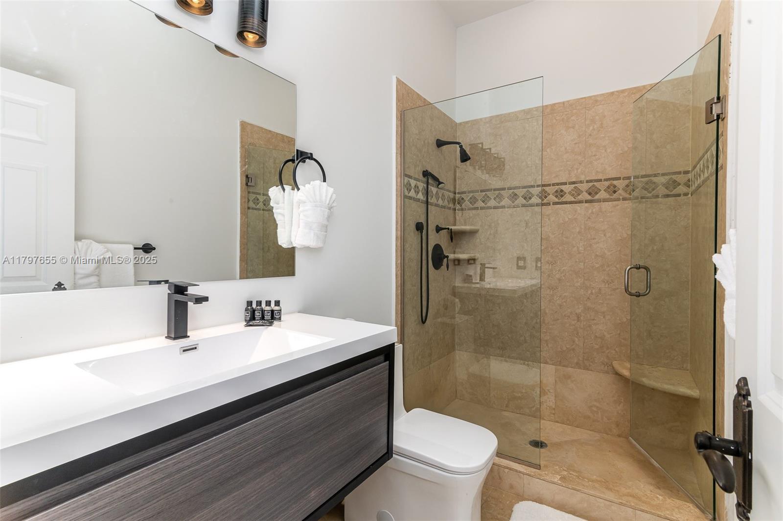 BEACH WAY HEIGHTS UNIT - Residential Lease