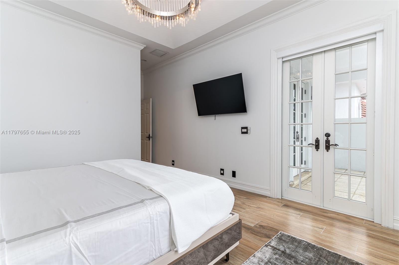 BEACH WAY HEIGHTS UNIT - Residential Lease