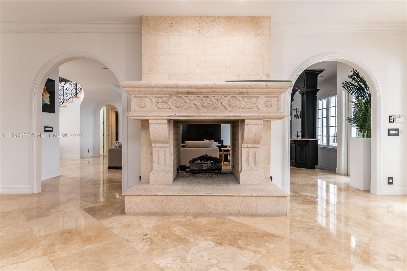 BEACH WAY HEIGHTS UNIT - Residential Lease