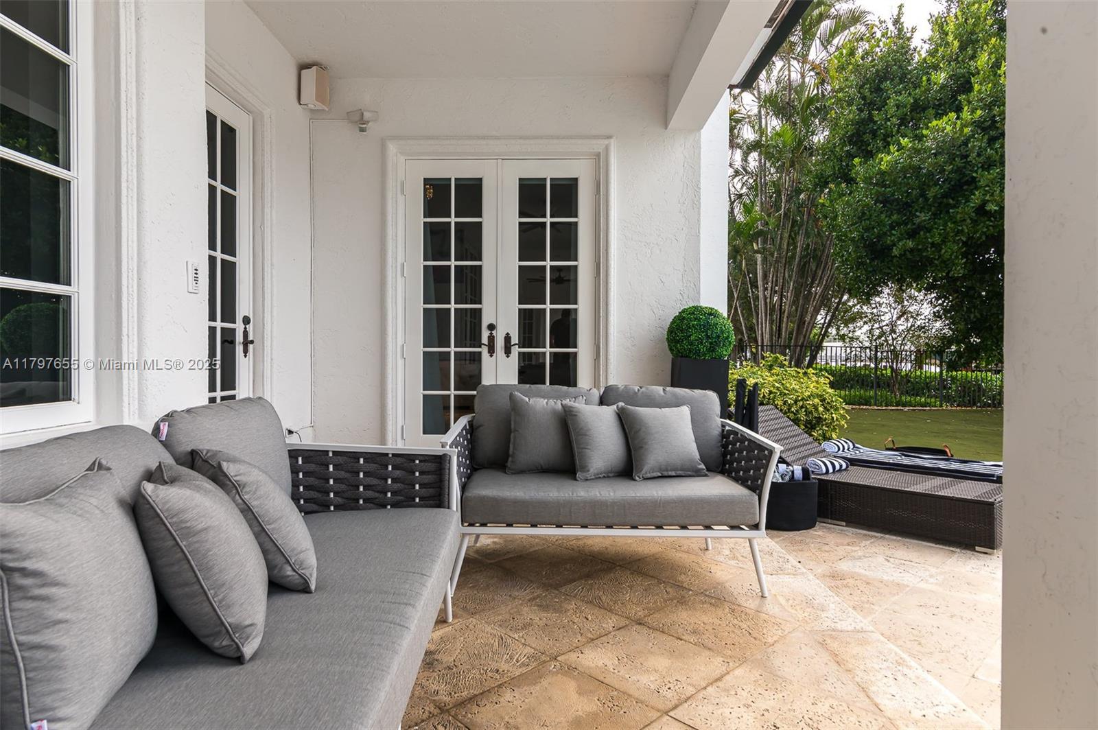 BEACH WAY HEIGHTS UNIT - Residential Lease