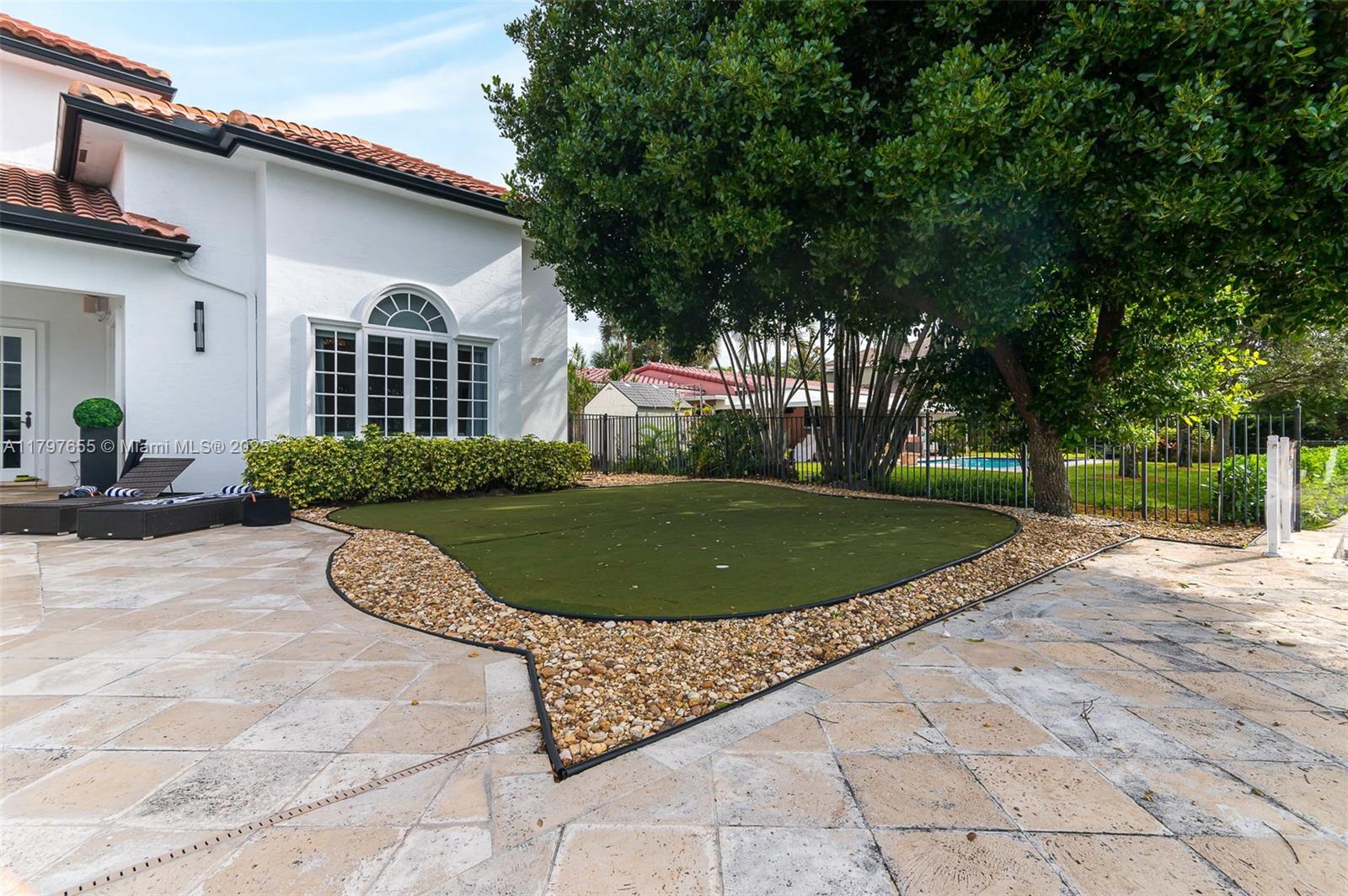 BEACH WAY HEIGHTS UNIT - Residential Lease