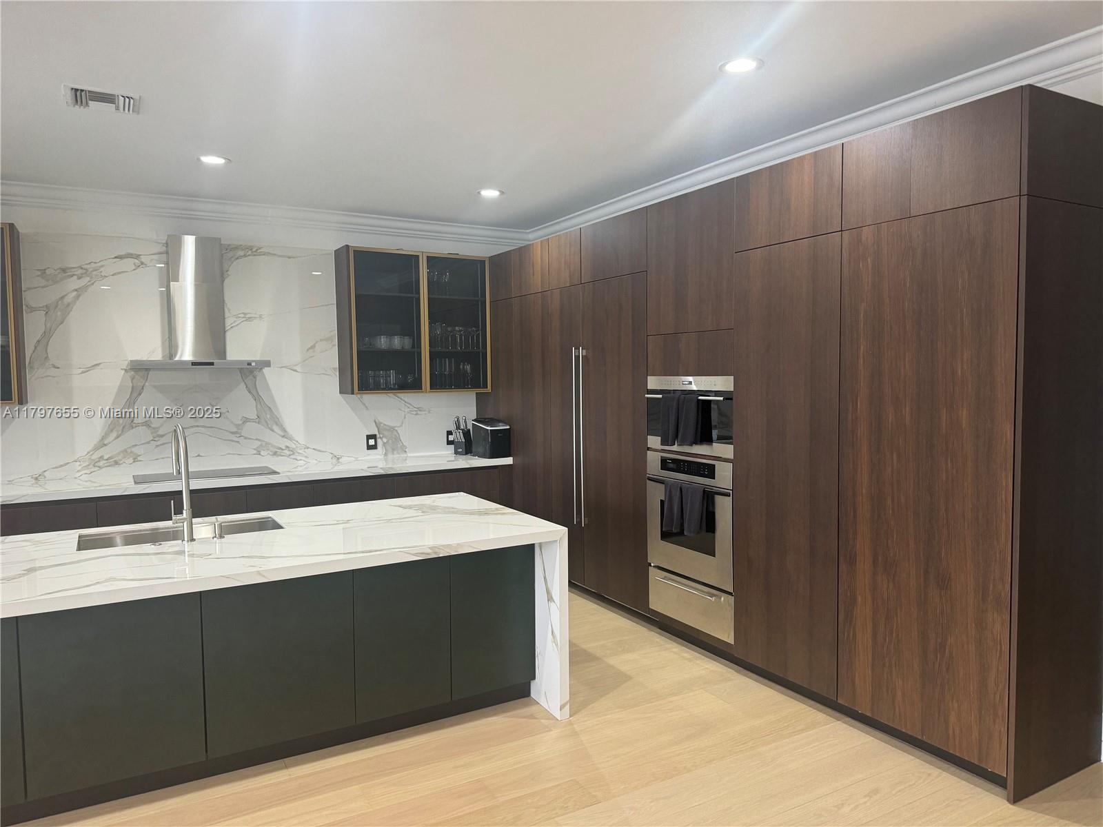 BEACH WAY HEIGHTS UNIT - Residential Lease