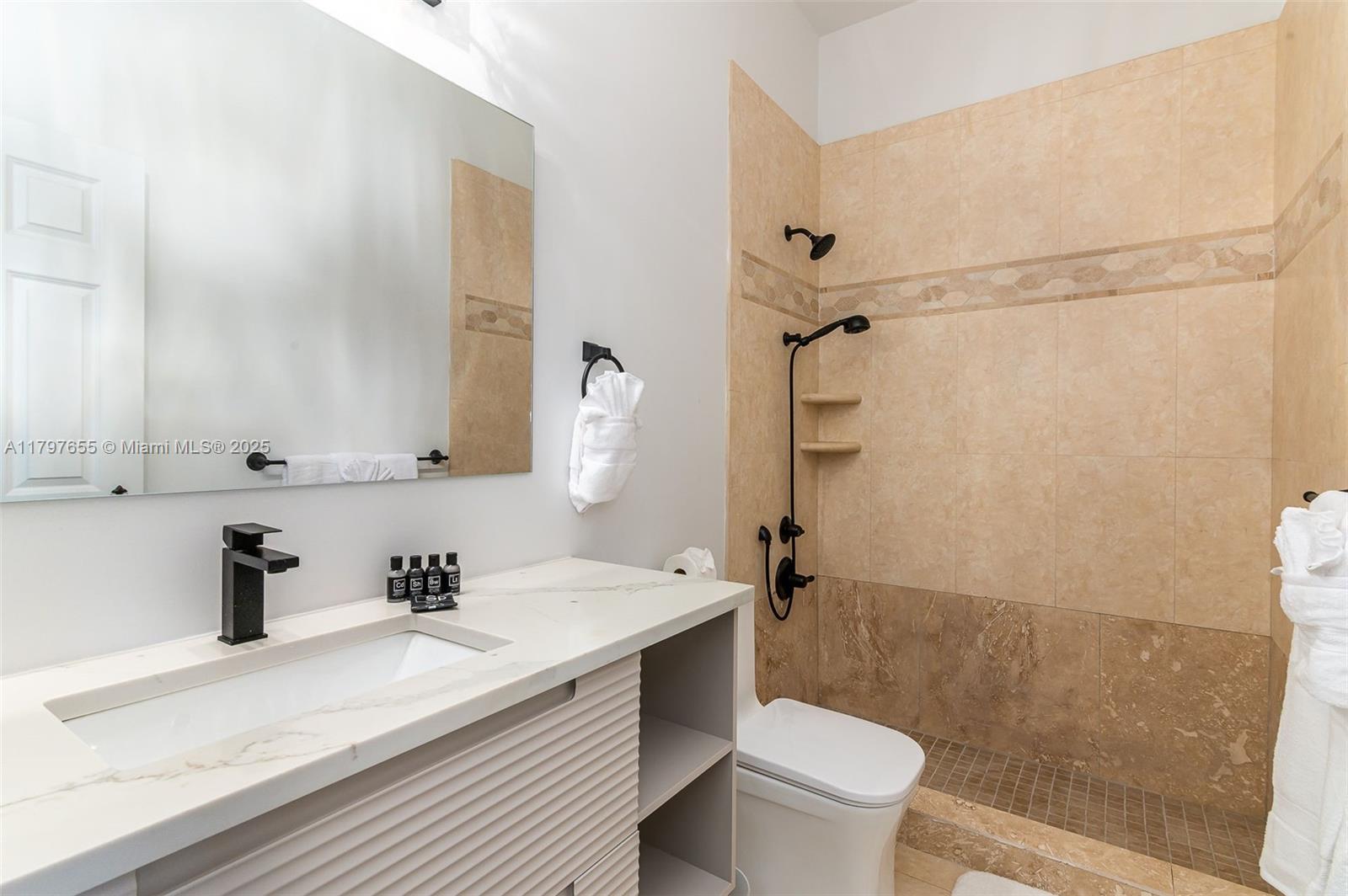 BEACH WAY HEIGHTS UNIT - Residential Lease