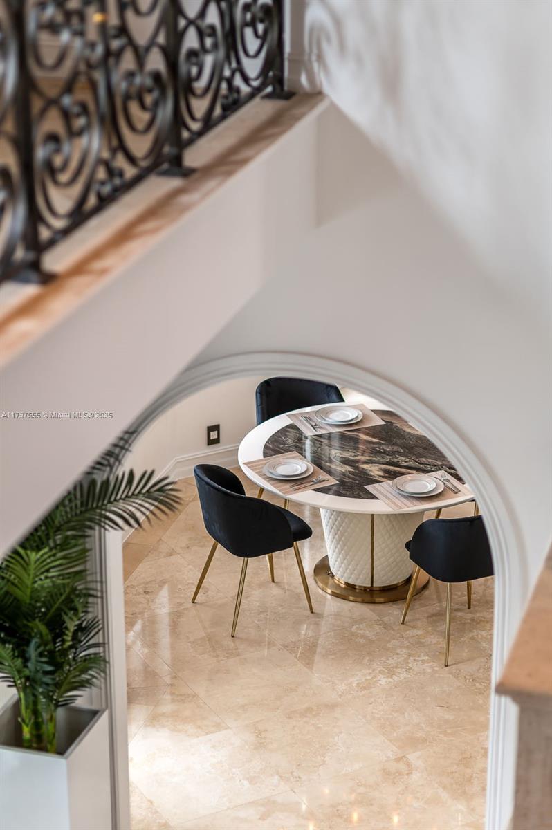 BEACH WAY HEIGHTS UNIT - Residential Lease