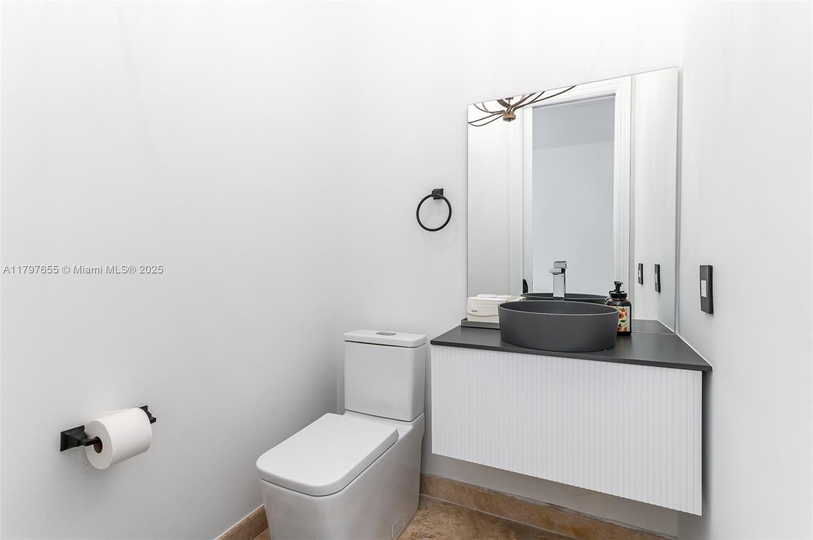 BEACH WAY HEIGHTS UNIT - Residential Lease