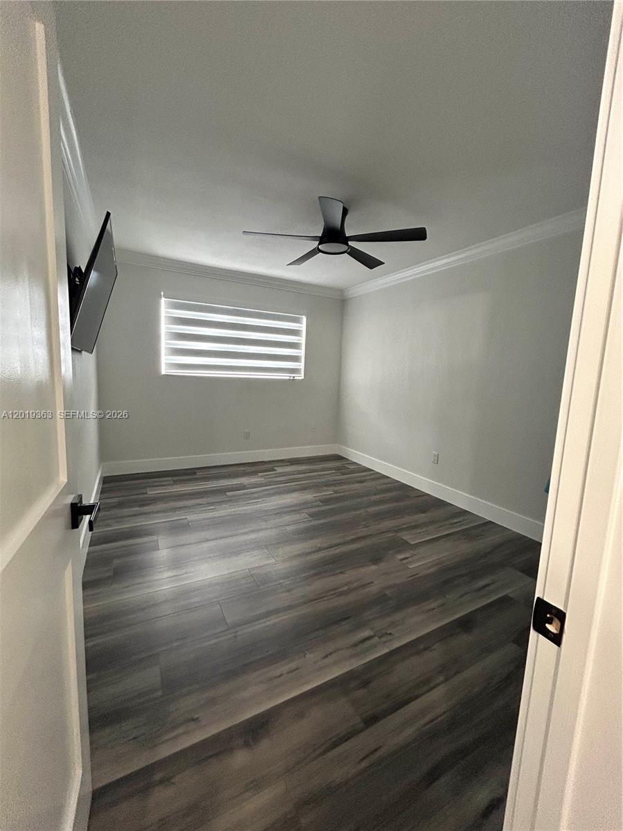 PALM SPRINGS VILLAS 3RD A - Residential