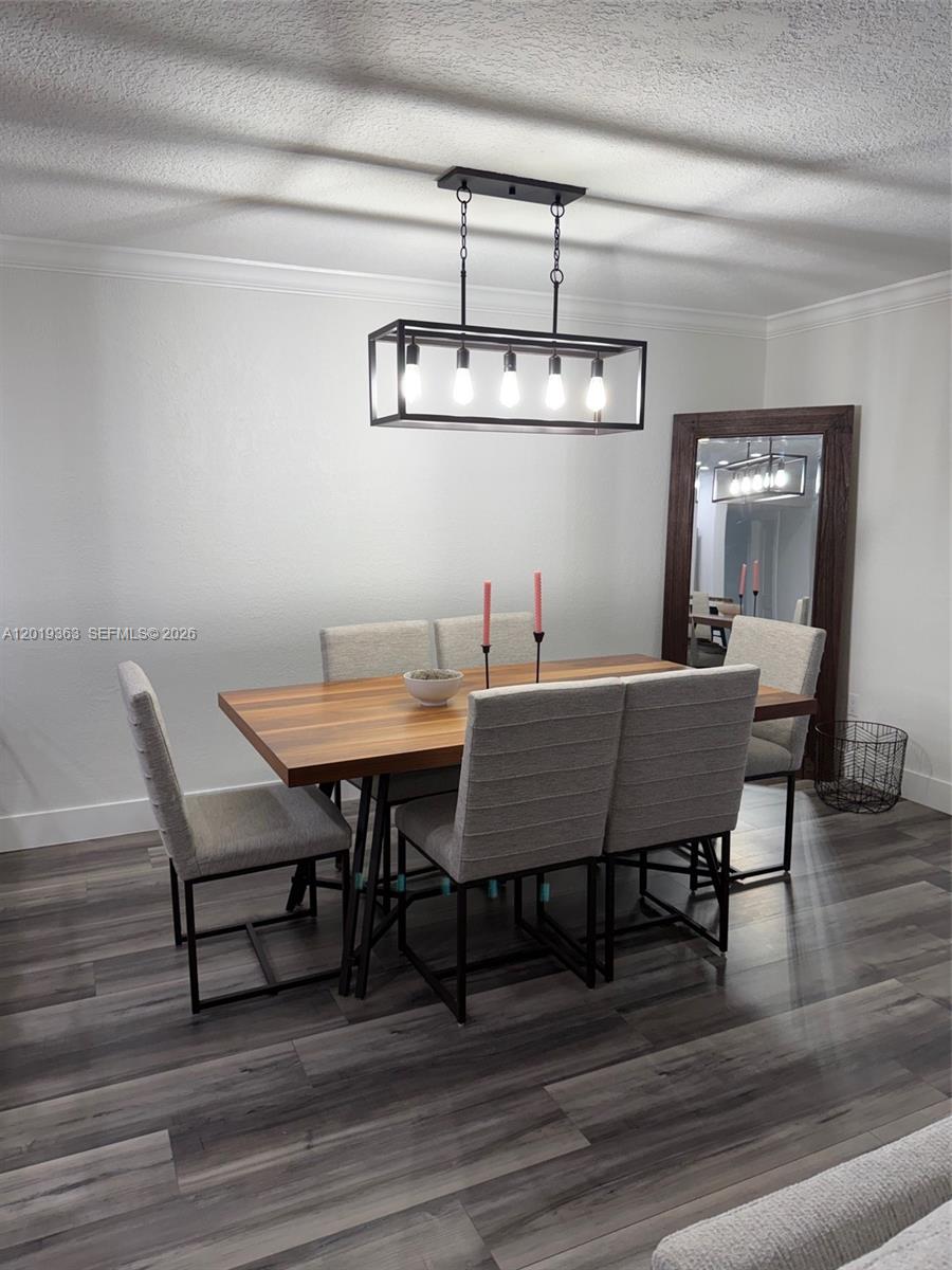 PALM SPRINGS VILLAS 3RD A - Residential