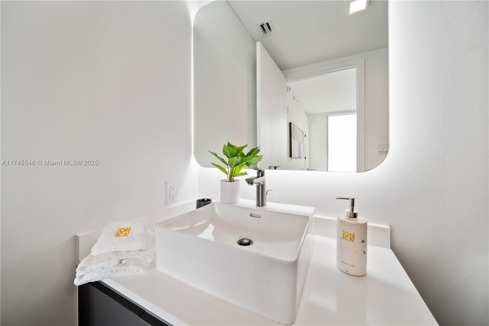 MAP OF MIAMI DADE CO. FL. - Residential