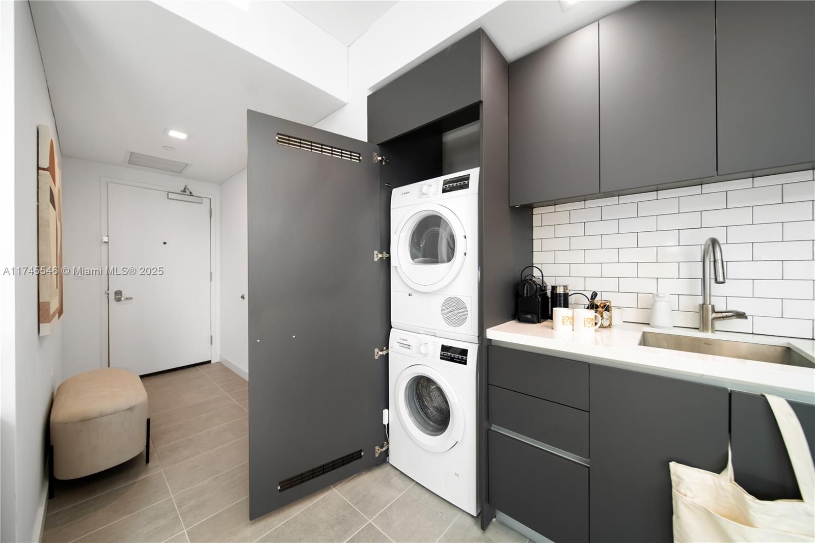 MAP OF MIAMI DADE CO. FL. - Residential