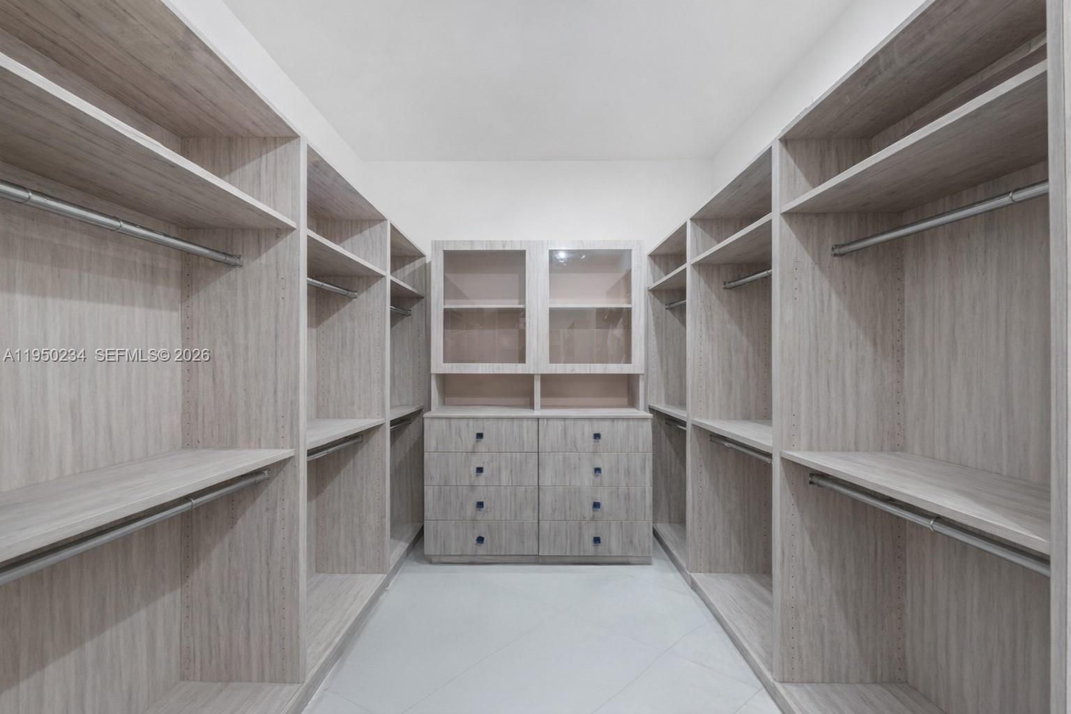 PALAZZO DEL MARE AT FISHER - Residential