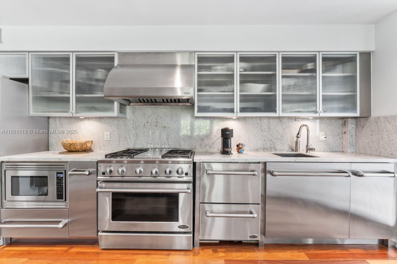 1601 West Ave 105