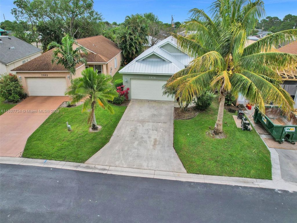 Photo of 7976 SE Sugar Pines Way, Hobe Sound, FL 33455 (MLS # A11597734)